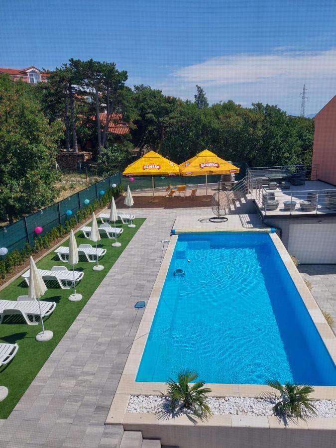 Apartments Adria Crikvenica Exteriör bild