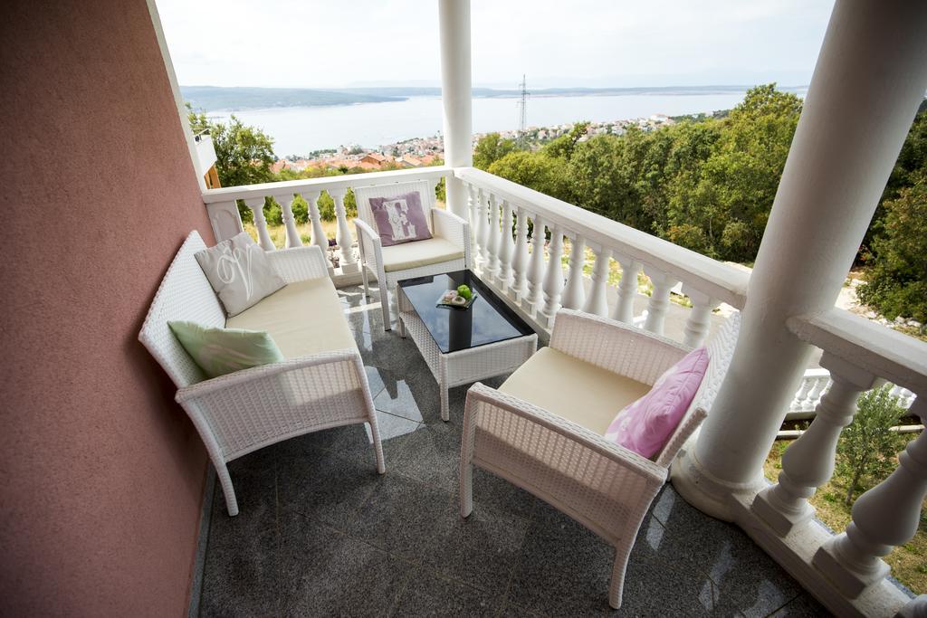 Apartments Adria Crikvenica Exteriör bild